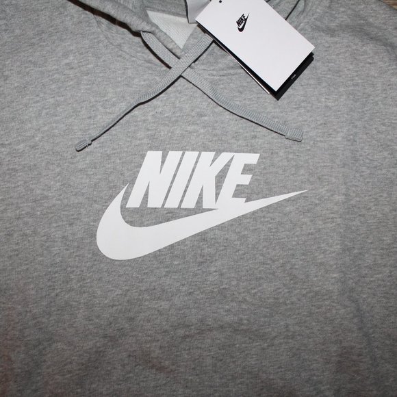 NWT NIKE PLUS SPORTSWEAR LOGO FLEECE SWEATSHIRT GRAY 1X 2X 3X‎ - Picture 2 of 3